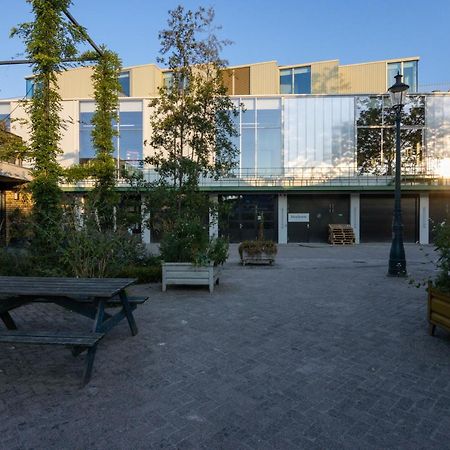 Limehome Eindhoven Gashouder Экстерьер фото