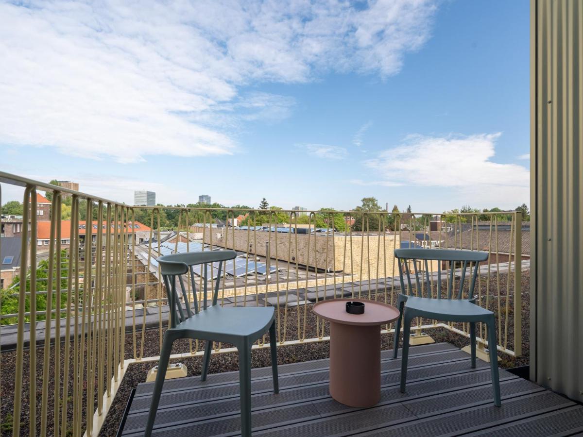 Limehome Eindhoven Gashouder Экстерьер фото